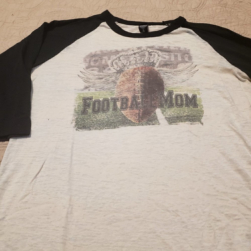 Football Mom Vintage Soft raglan sleeve t-shirt